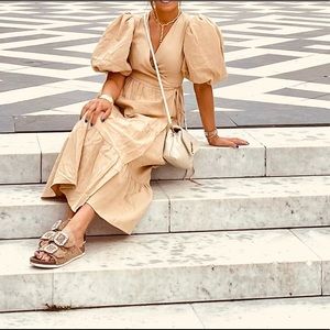 Under 20$ closet sell! Check out my closet for more